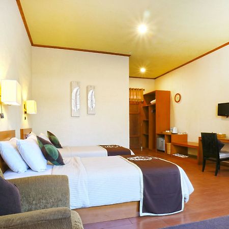 Hotel & Banquet Panorama Lembang Exterior photo
