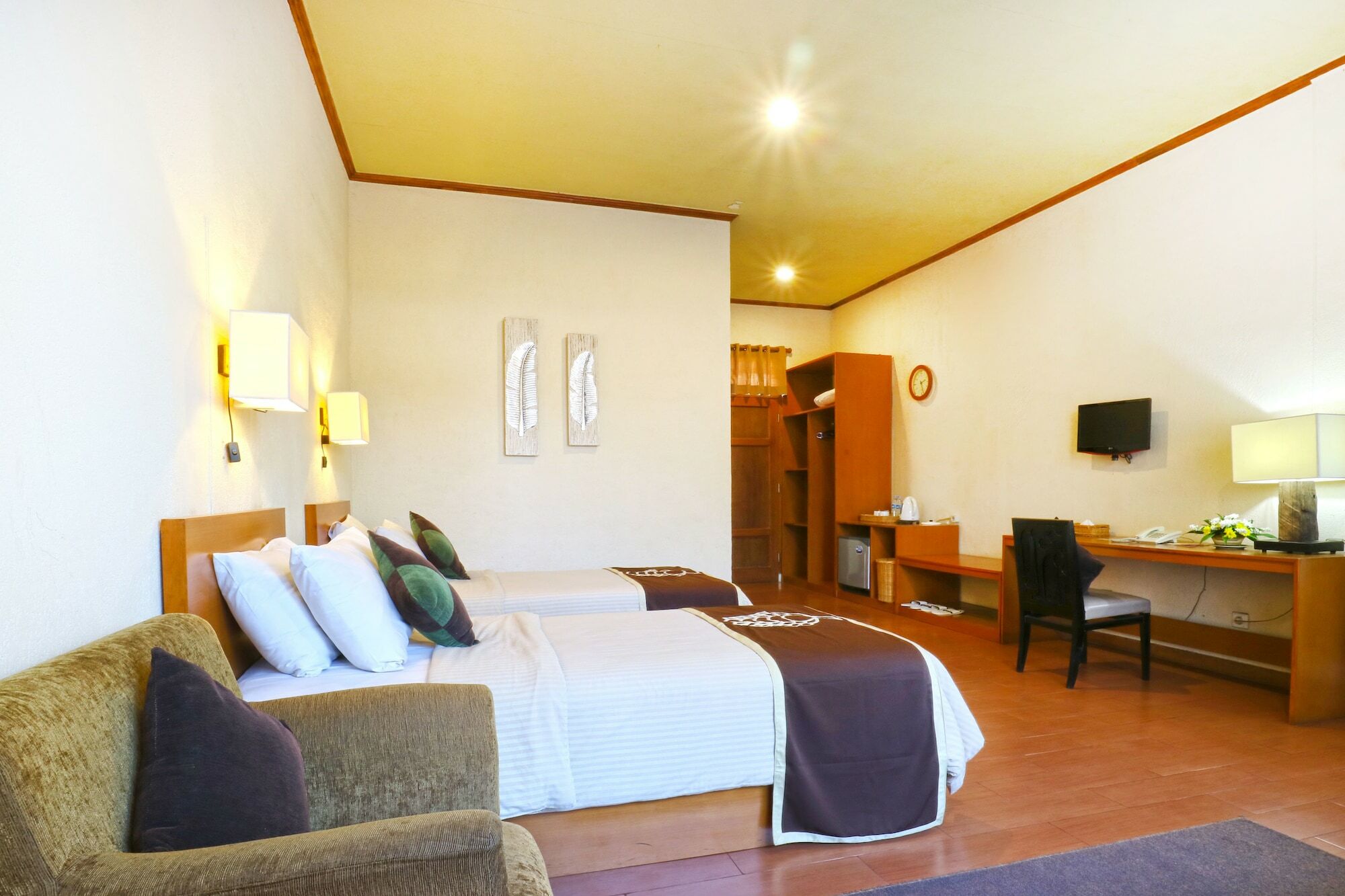 Hotel & Banquet Panorama Lembang Exterior photo